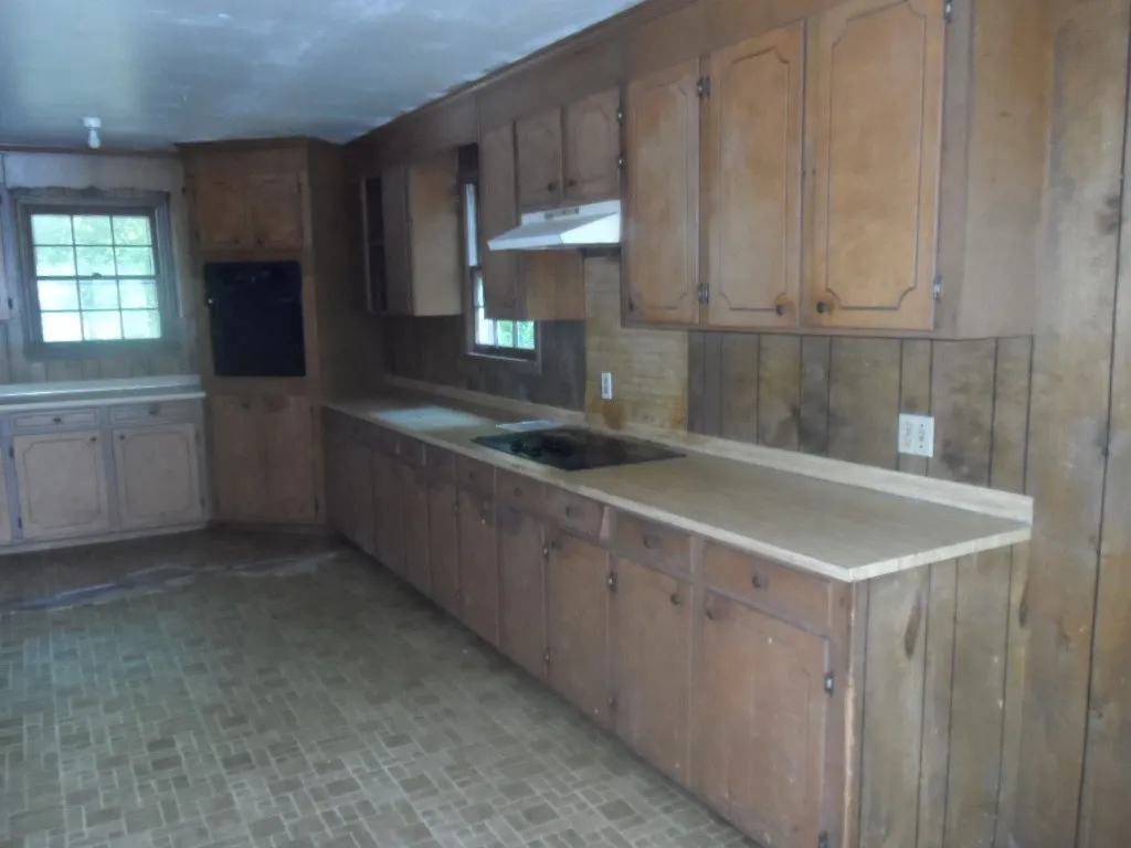 Property image 3 at 802 Dogwood Lane, Townville, SC 29689