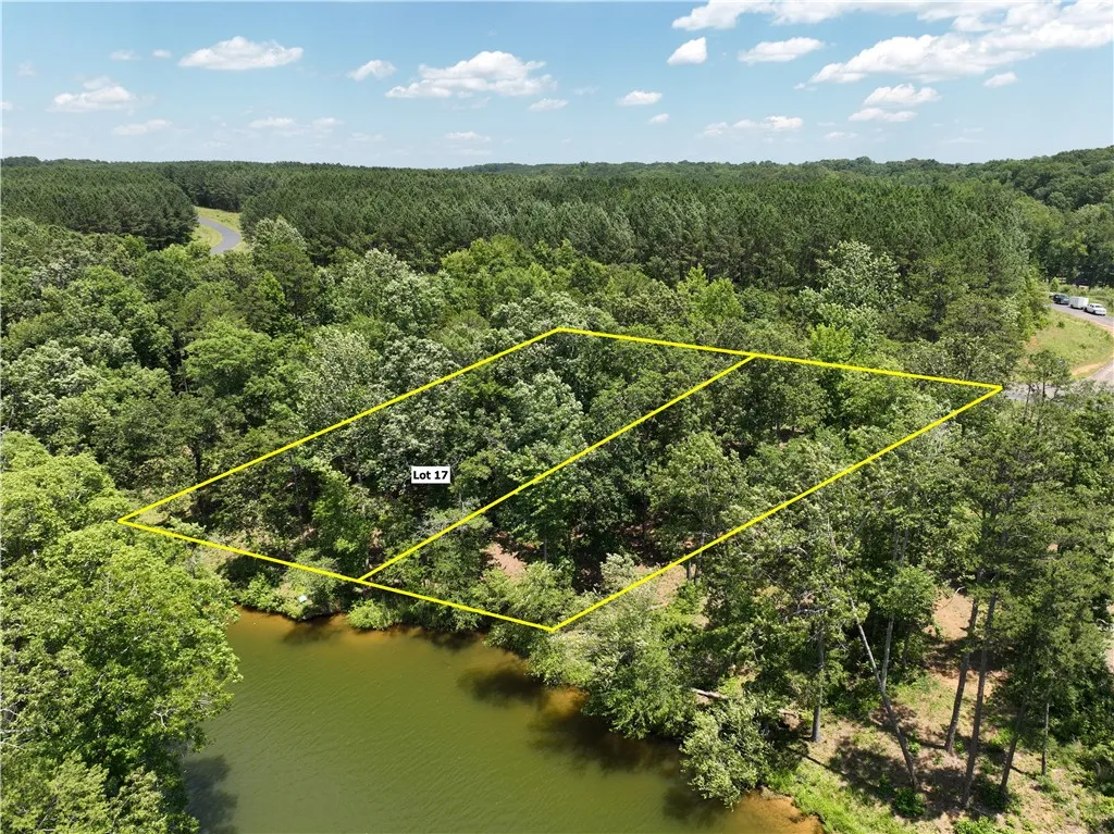 34 Creekpoint Drive