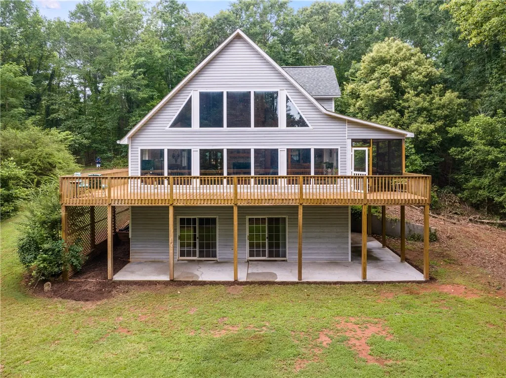 1001 Cherokee Road