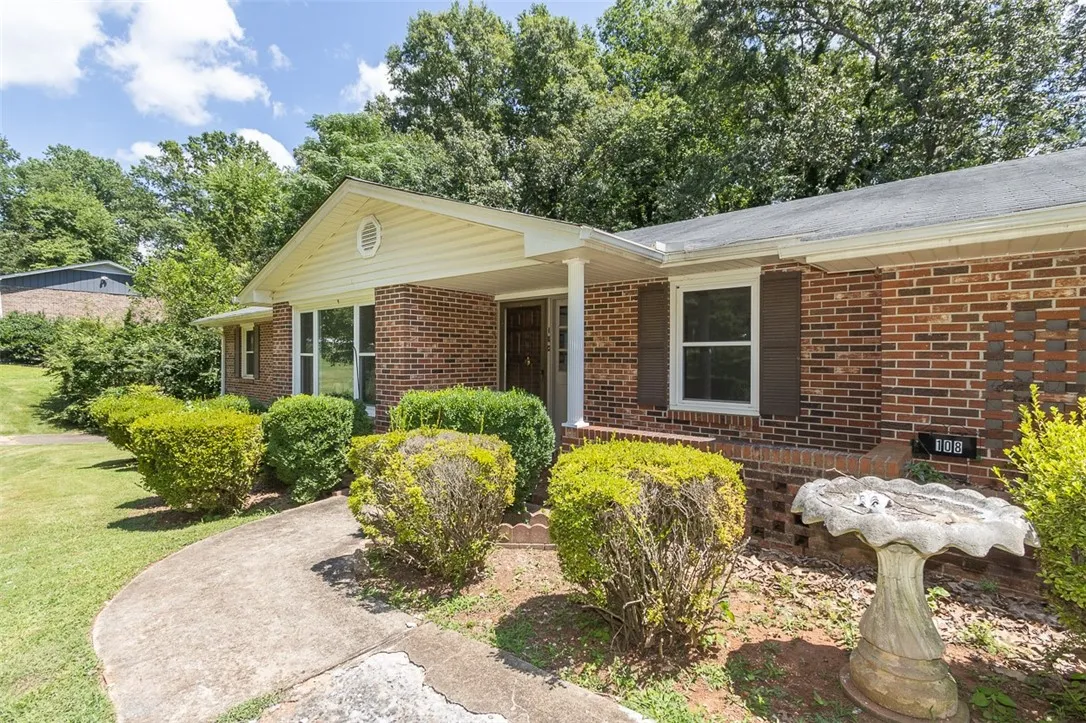 Property image 2 at 108 Nottingham Way, Anderson, SC 29621
