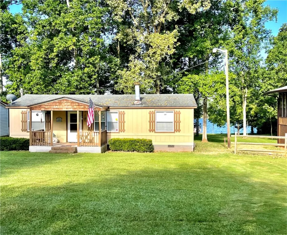 Property image 2 at 110 Dogwood Lane, Townville, SC 29689