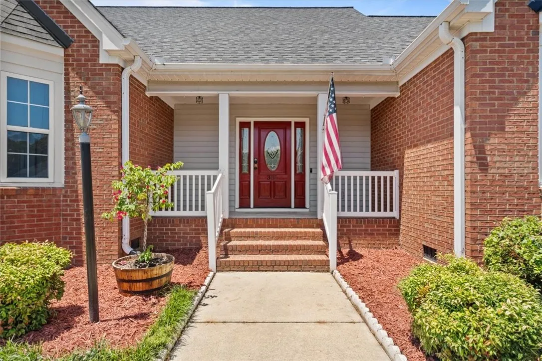 Property image 5 at 305 Huddersfield Drive, Piedmont, SC 29673