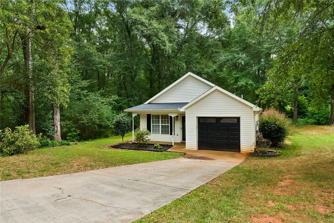 Property image 2 at 110 Cedar Ridge, Anderson, SC 29621