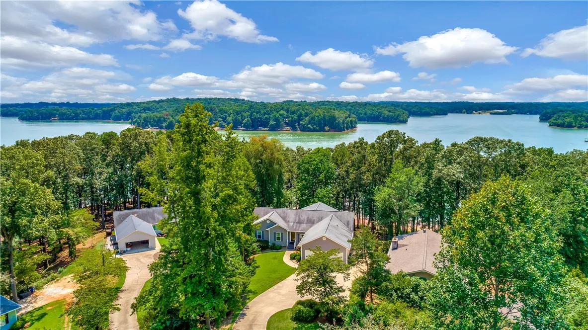 Property image 2 at 321 Lake Point Road, Fair Play, SC 29643