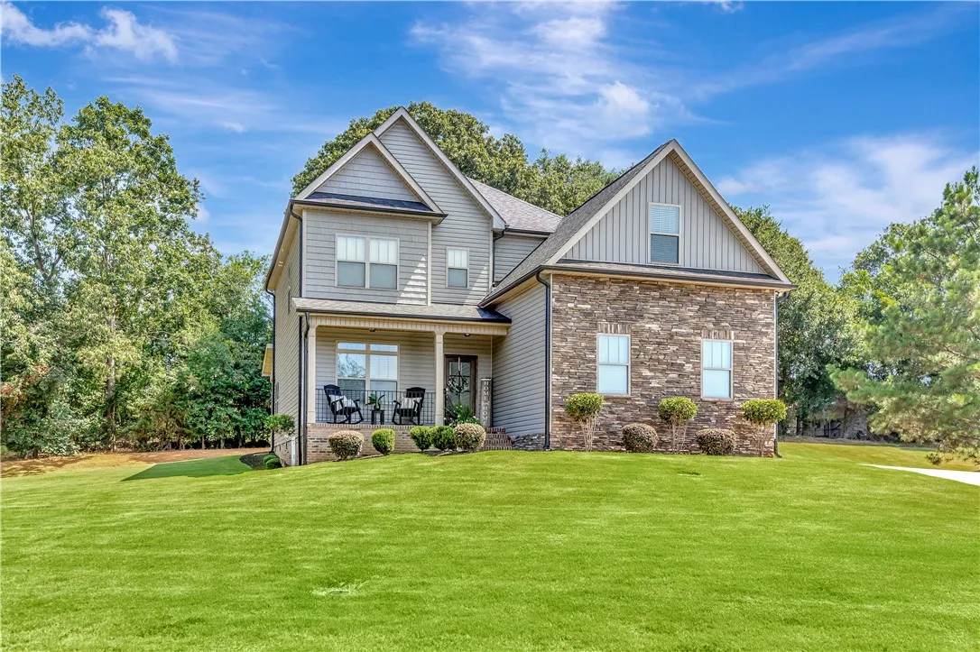 121 Saddle Brook