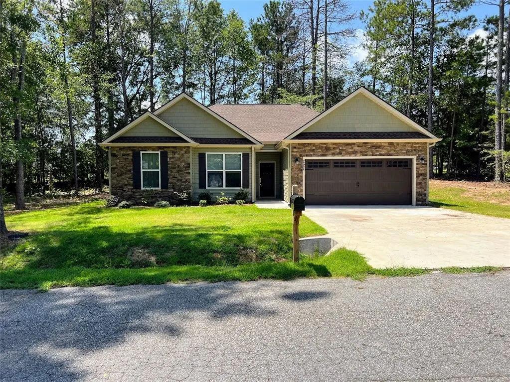 Property image 1 at 221 Chestnut Drive, Belton, SC 29627