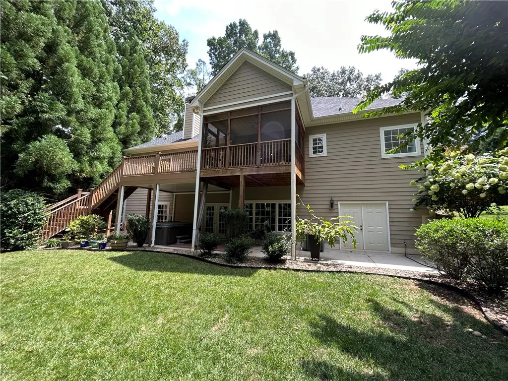 Property image 4 at 1213 Stillwater Drive, Seneca, SC 29672