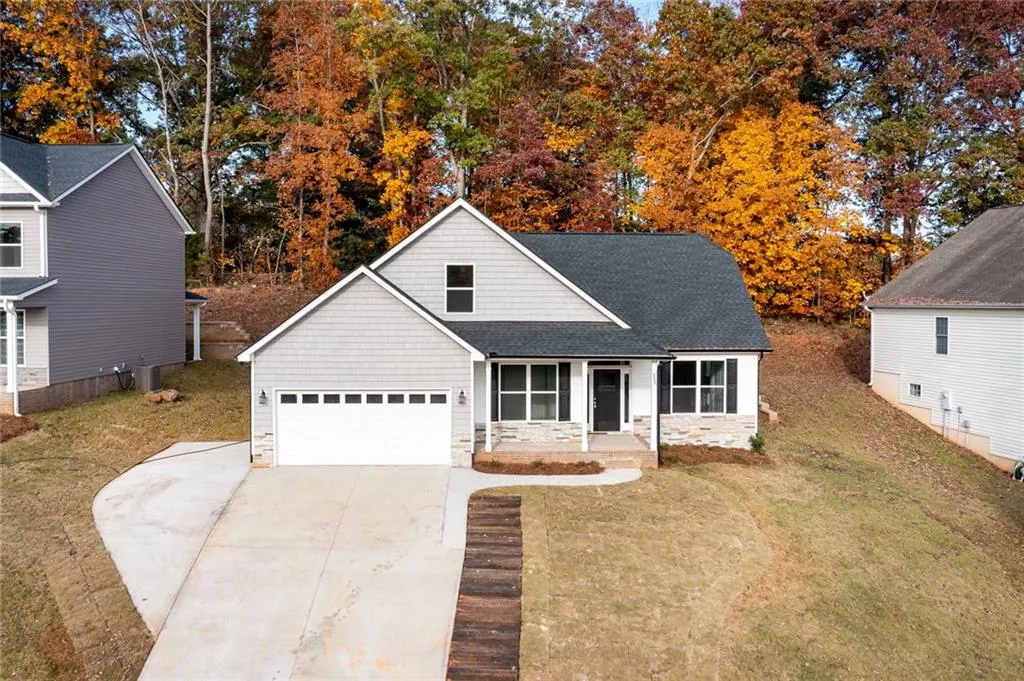 Property image 2 at 113 Falcons Landing, Anderson, SC 29625