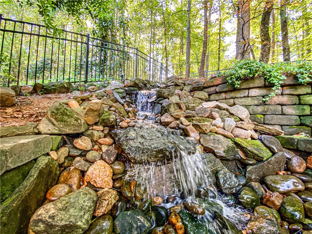 Property image 3 at 107 Montpelier Drive, Pendleton, SC 29670