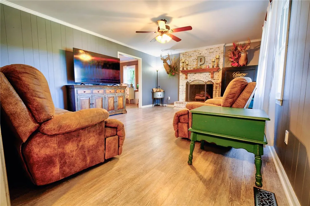 Property image 3 at 210 King Arthur Drive, Anderson, SC 29621