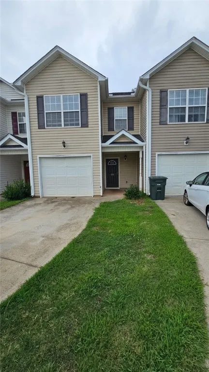 735 Bellview Way