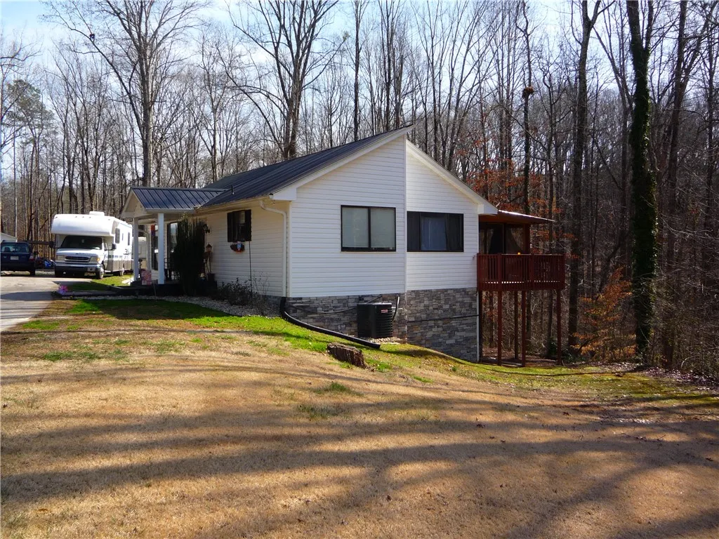 Property image 2 at 125 Brook Lane, Seneca, SC 29672