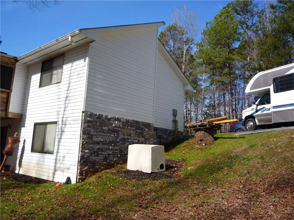 Property image 3 at 125 Brook Lane, Seneca, SC 29672