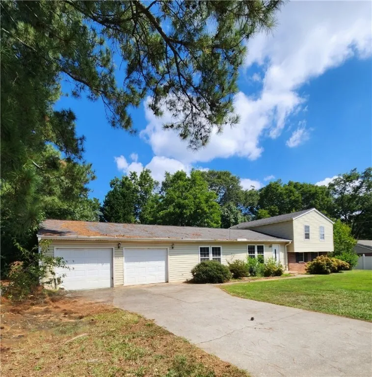 Property image 2 at 2901 Beechwood Parkway, Anderson, SC 29625