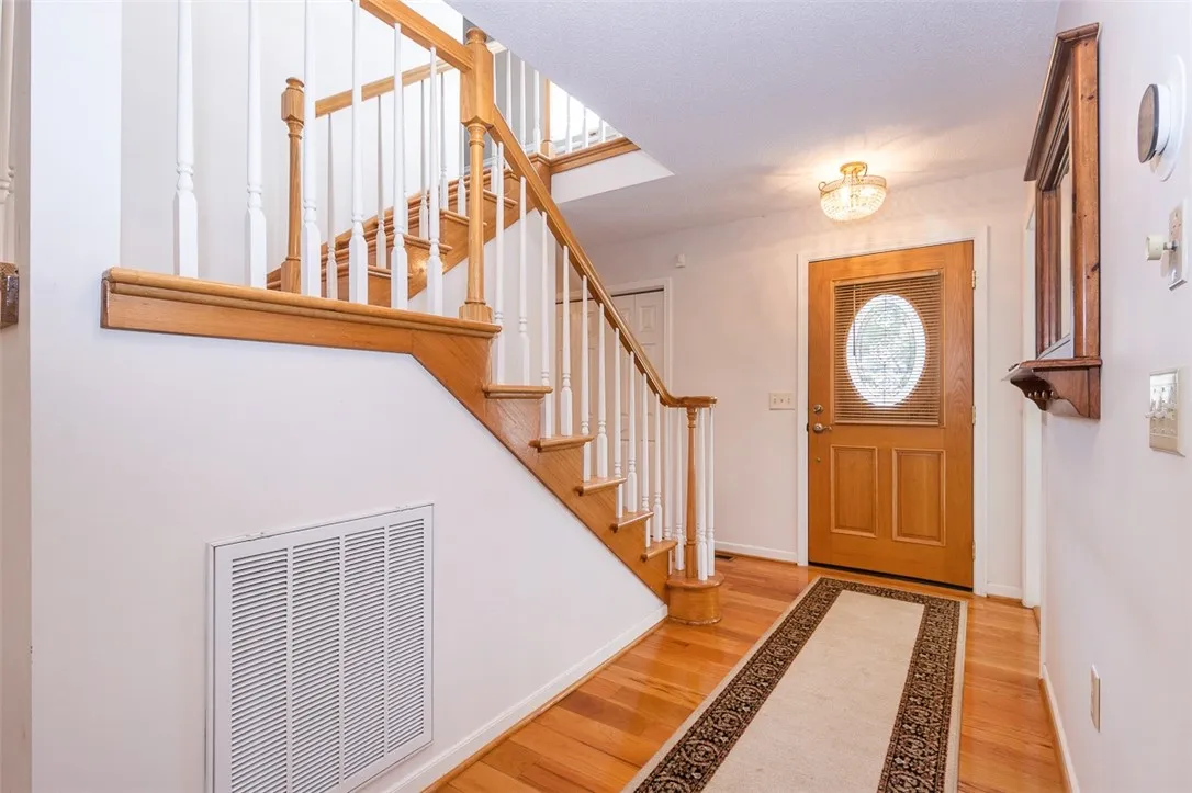 Property image 2 at 204 Oakwood Estates Drive, Anderson, SC 29621