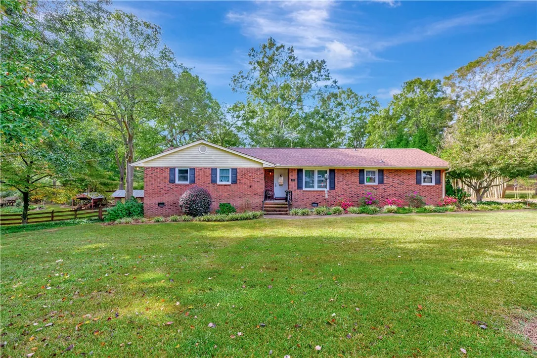 Property image 2 at 416 Van Martin Road, Anderson, SC 29621