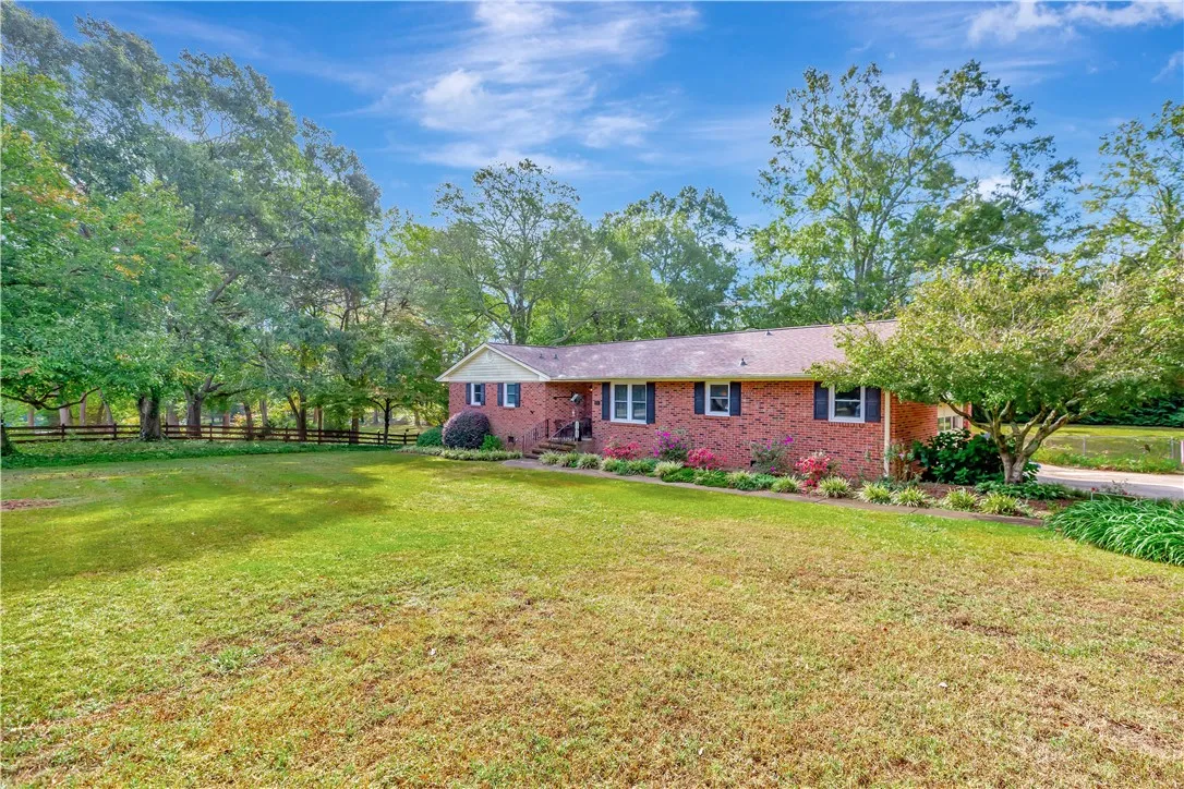 Property image 3 at 416 Van Martin Road, Anderson, SC 29621