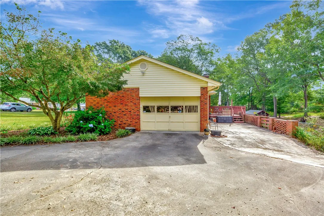 Property image 4 at 416 Van Martin Road, Anderson, SC 29621