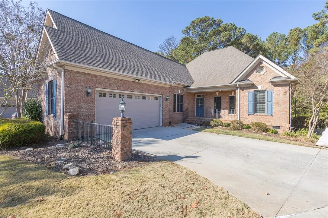 Property image 3 at 32 Angus Run, Seneca, SC 29672
