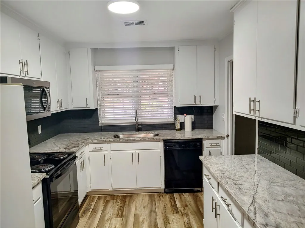 Property image 4 at 3 Little Lane, Clemson, SC 29631