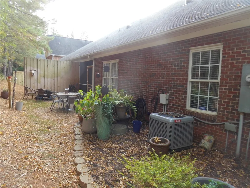 Property image 3 at 208 Giles Street, Anderson, SC 29621