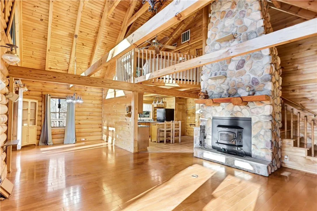 Property image 3 at 616 Pointe Wildwood Drive, Seneca, SC 29678