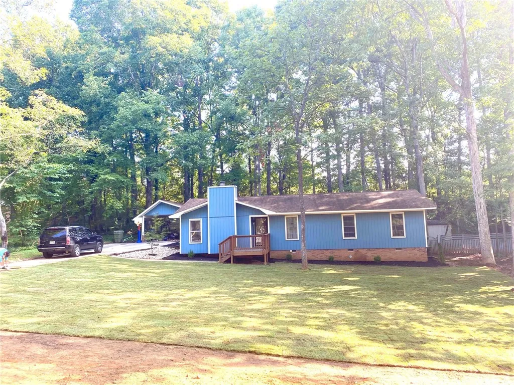 Property image 1 at 225 Heather Drive, Central, SC 29630