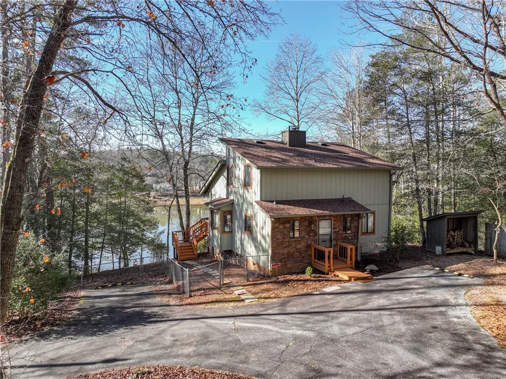 Property image 3 at 627 Lake Drive, Salem, SC 29676