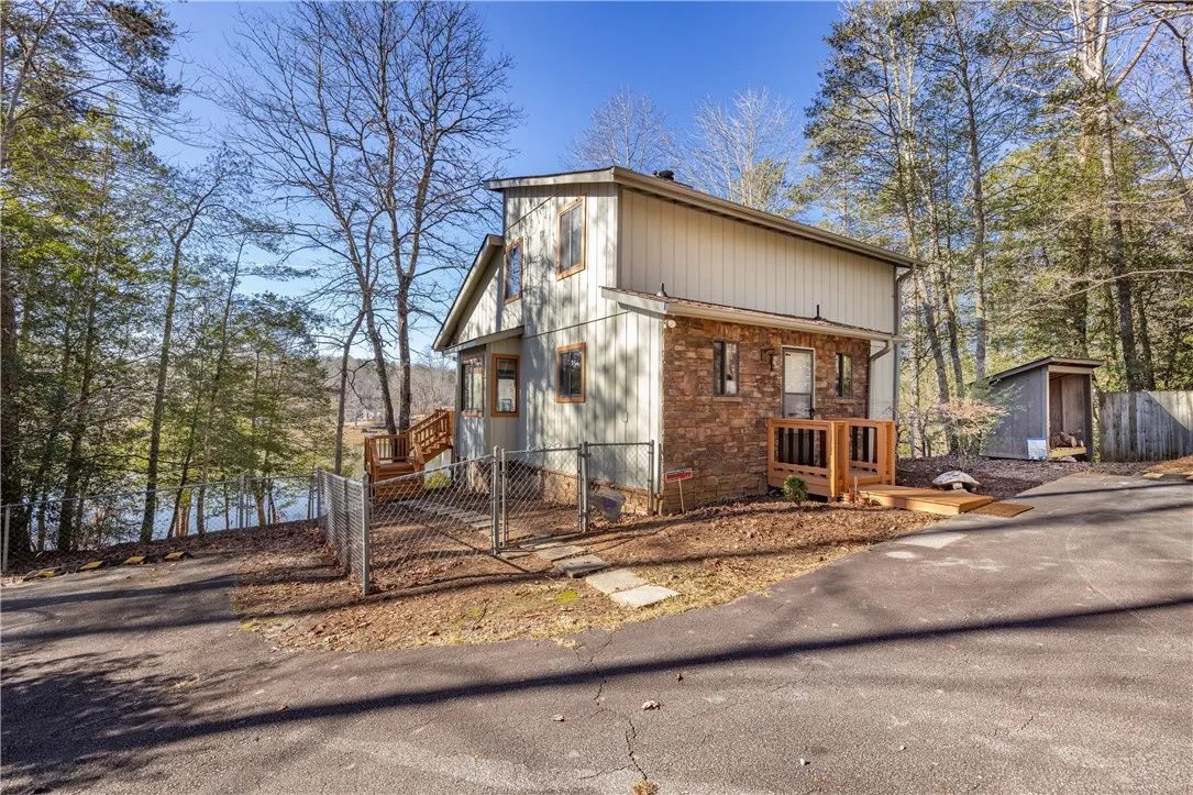 Property image 4 at 627 Lake Drive, Salem, SC 29676