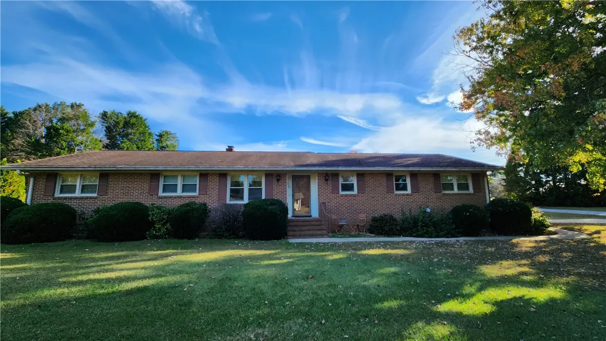 Property image 2 at 207 Stonehaven Drive, Anderson, SC 29625