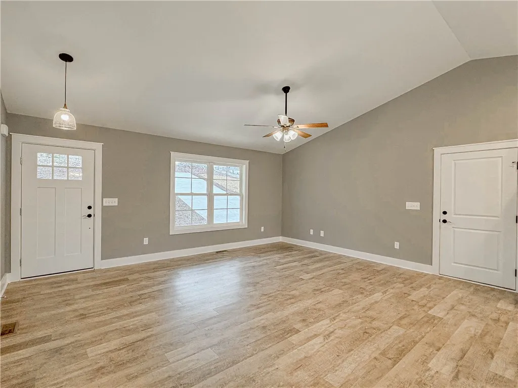 Property image 5 at 415 Sherwood Drive, Seneca, SC 29678