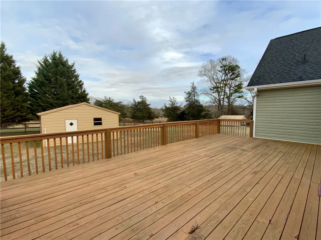 Property image 4 at 125 Oak Forest Trail, Seneca, SC 29678
