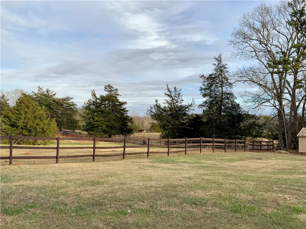 Property image 5 at 125 Oak Forest Trail, Seneca, SC 29678
