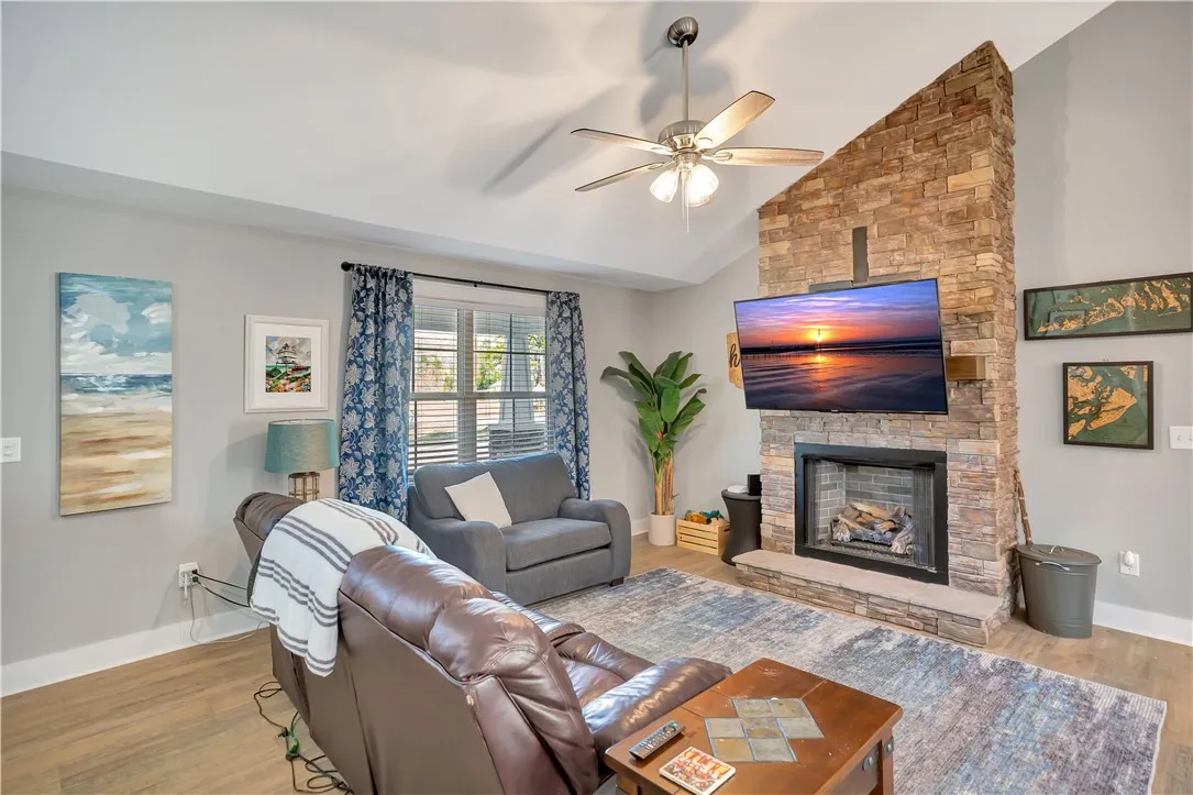 Property image 3 at 103 Tulip Drive, Walhalla, SC 29691