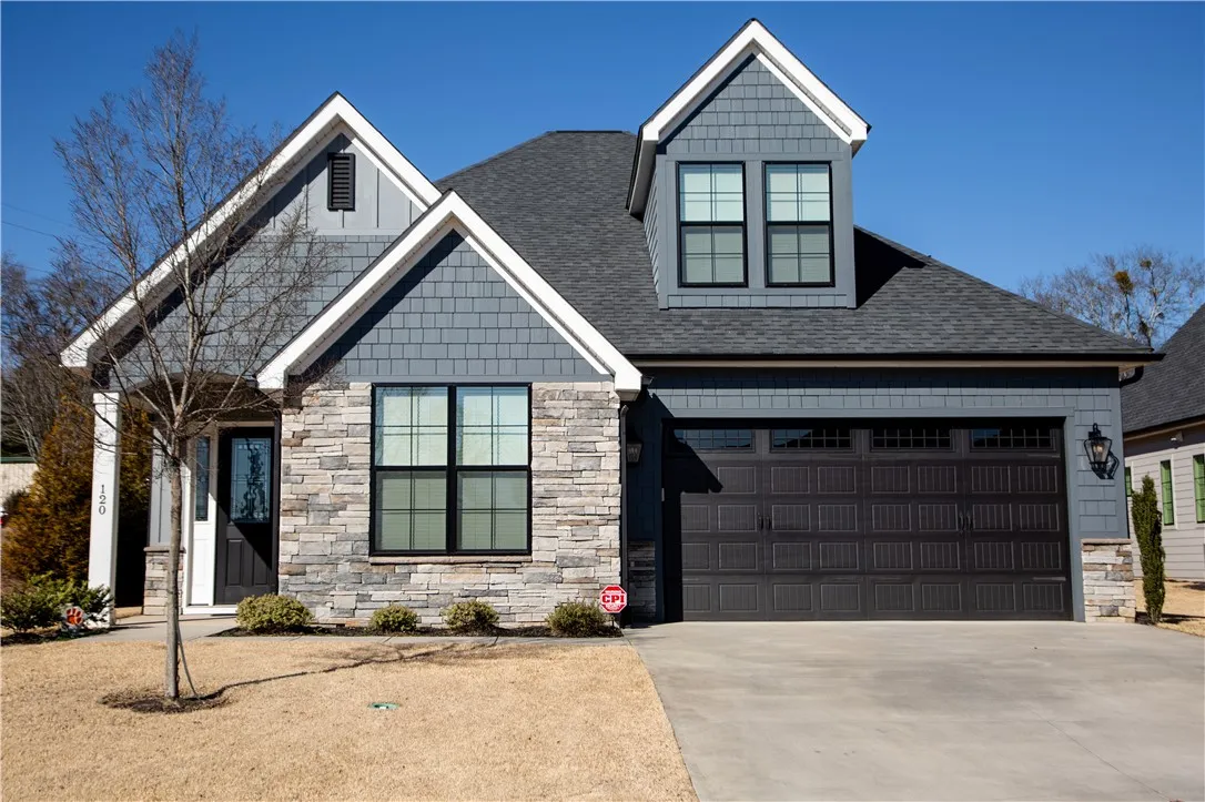 120 Stanbury Drive