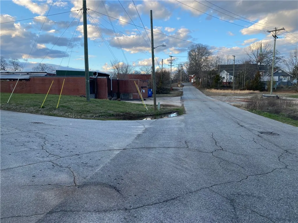 Property image 4 at 3 Byrnes Street, Liberty, SC 29657