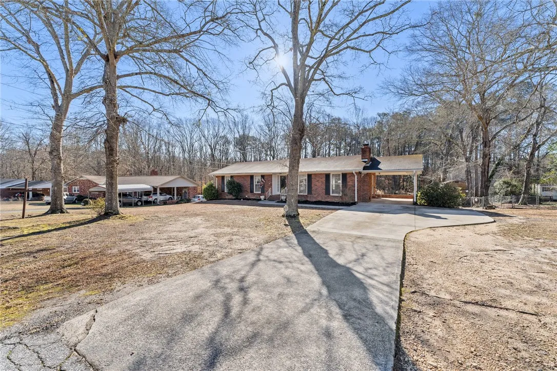 103 Briarwood Drive