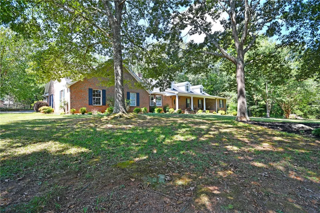 Property image 2 at 400 Dove Hill Circle, Easley, SC 29640