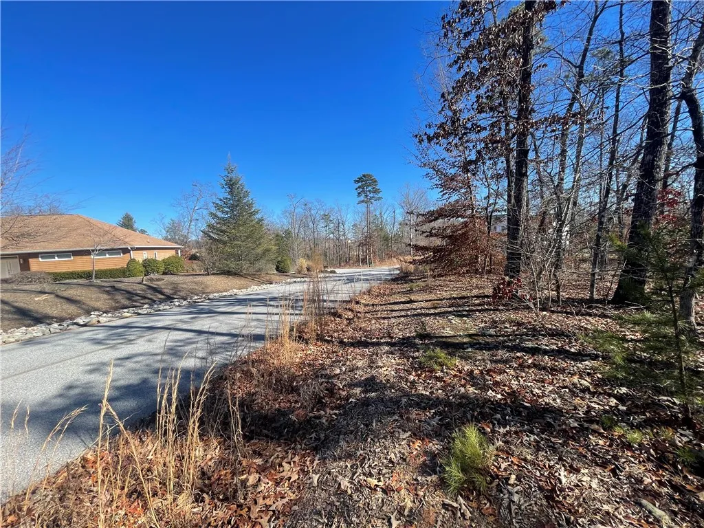 Property image 4 at 07 Sixteenth Circle, Walhalla, SC 29691