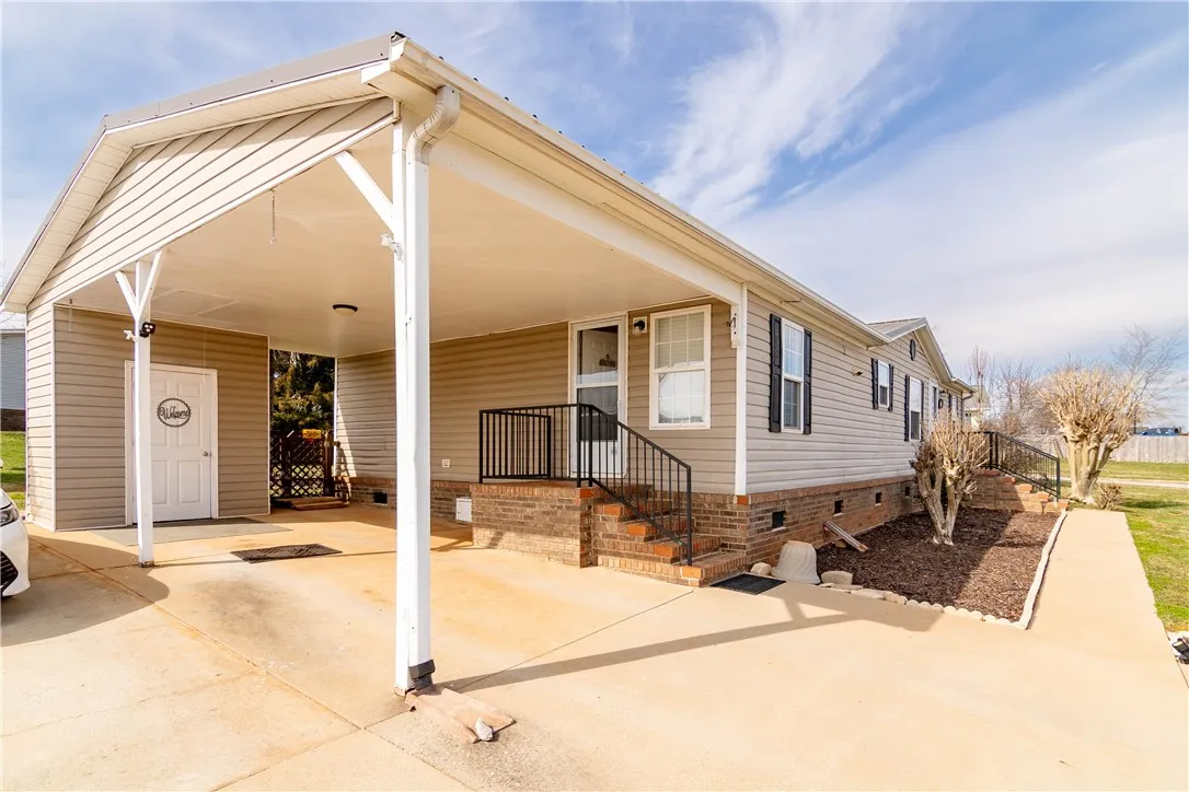 Property image 5 at 102 Lauren Flynn Drive, Anderson, SC 29626