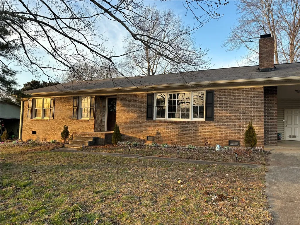 Property image 2 at 407 Van Martin Road, Anderson, SC 29621