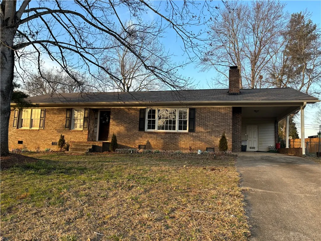Property image 3 at 407 Van Martin Road, Anderson, SC 29621