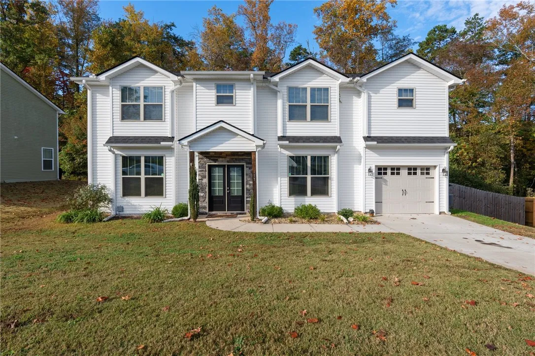 Property image 1 at 117 Heatherbrooke Court, Easley, SC 29640