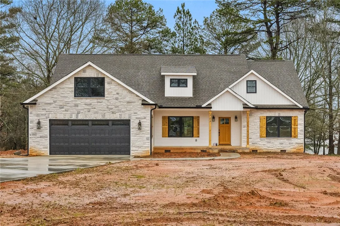 Property image 3 at 725 Coneross Creek Road, Seneca, SC 29678