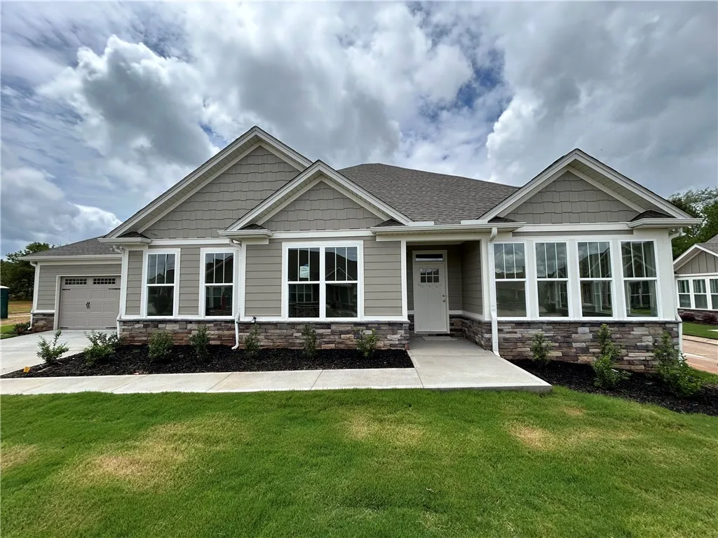 241 Meridian Way