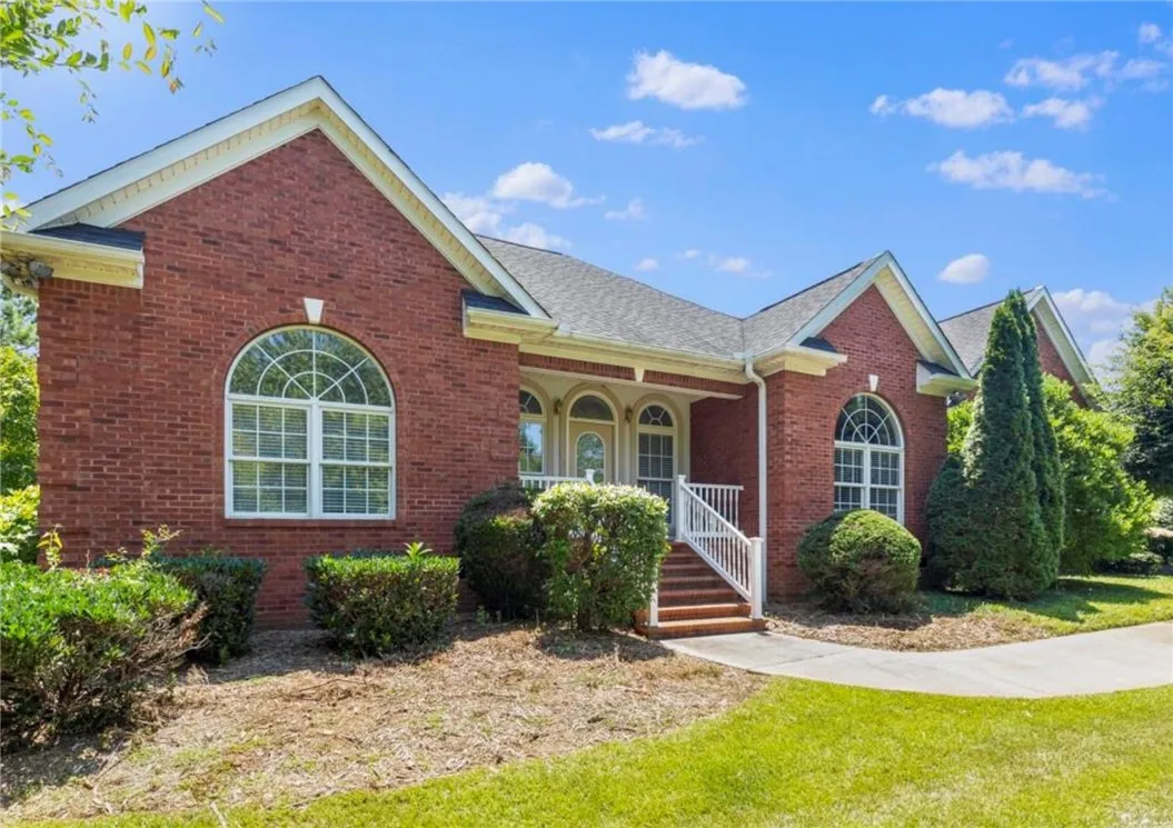 Property image 3 at 105 Port Drive, Seneca, SC 29672