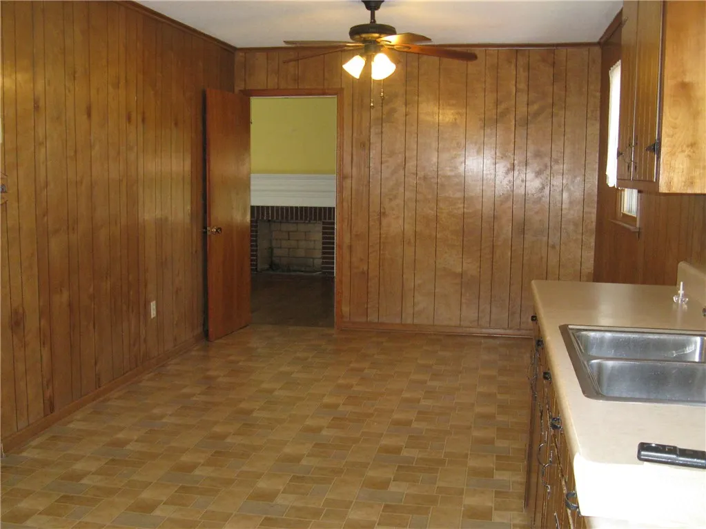 Property image 5 at 209 Park Drive, Iva, SC 29655