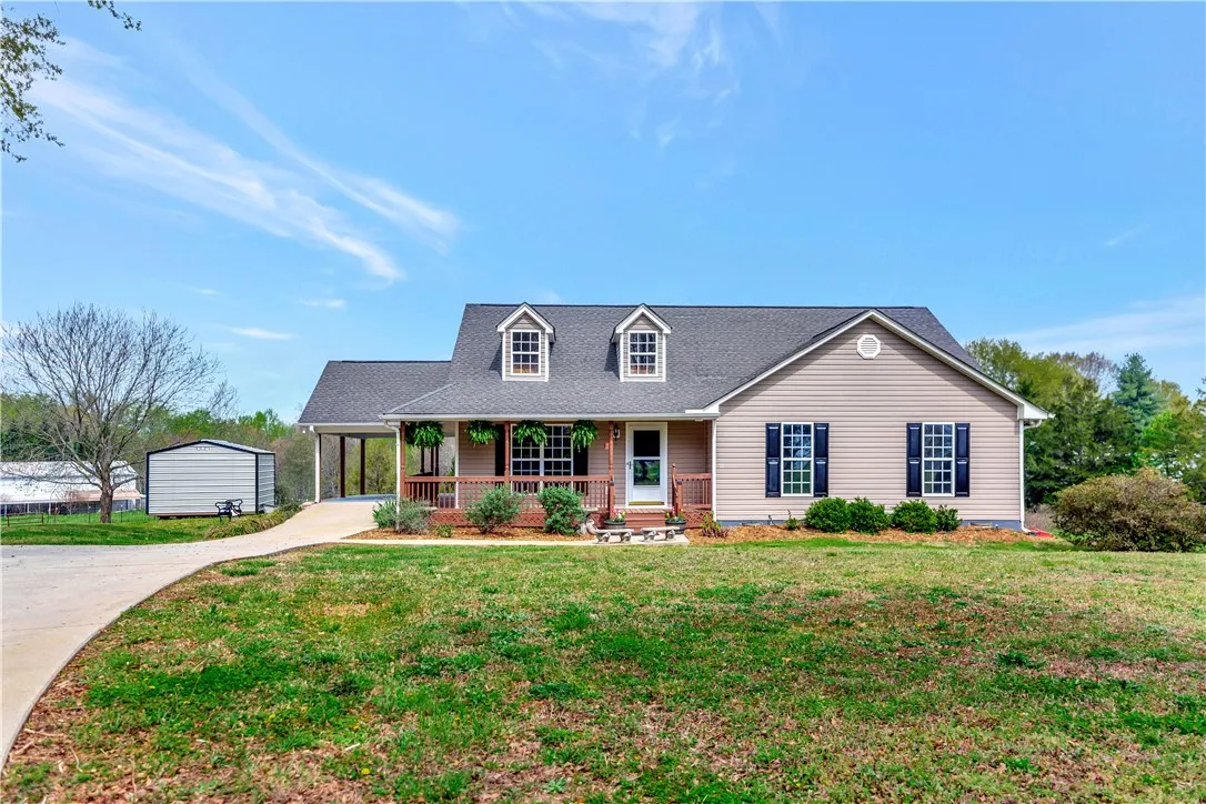 Property image 3 at 689 Sitton Mill Road, Seneca, SC 29678