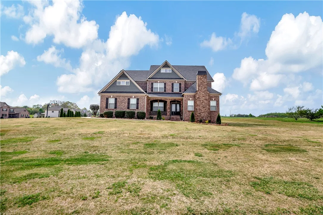 Property image 2 at 1004 Omega Farms Lane, Williamston, SC 29697