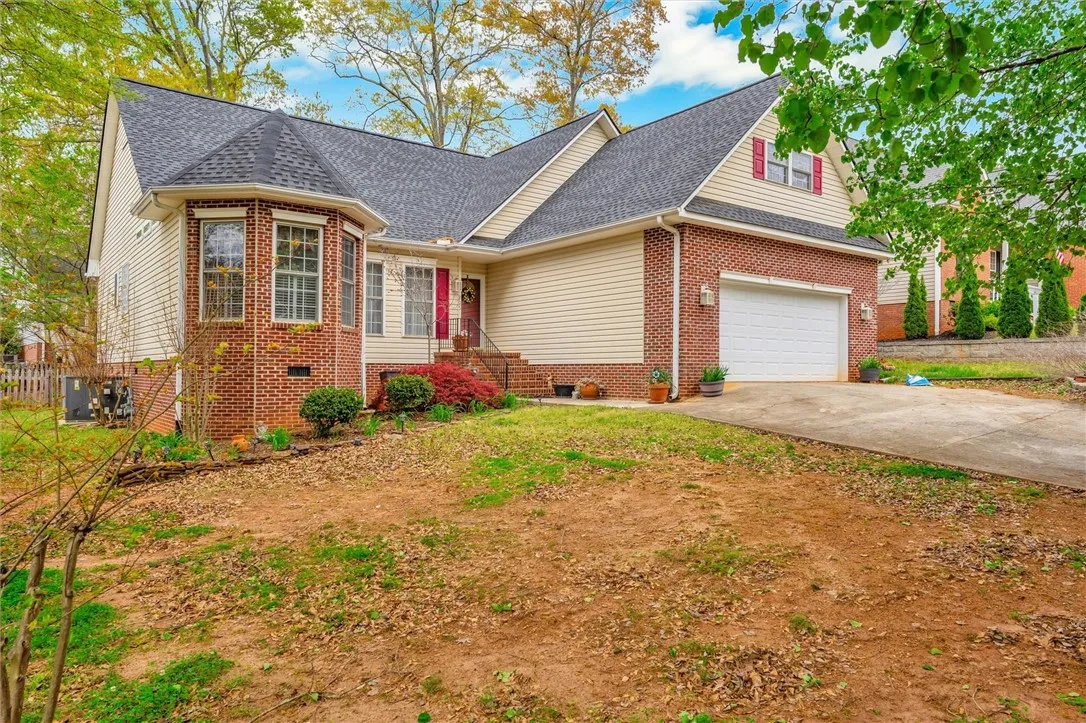205 Lyttleton Way